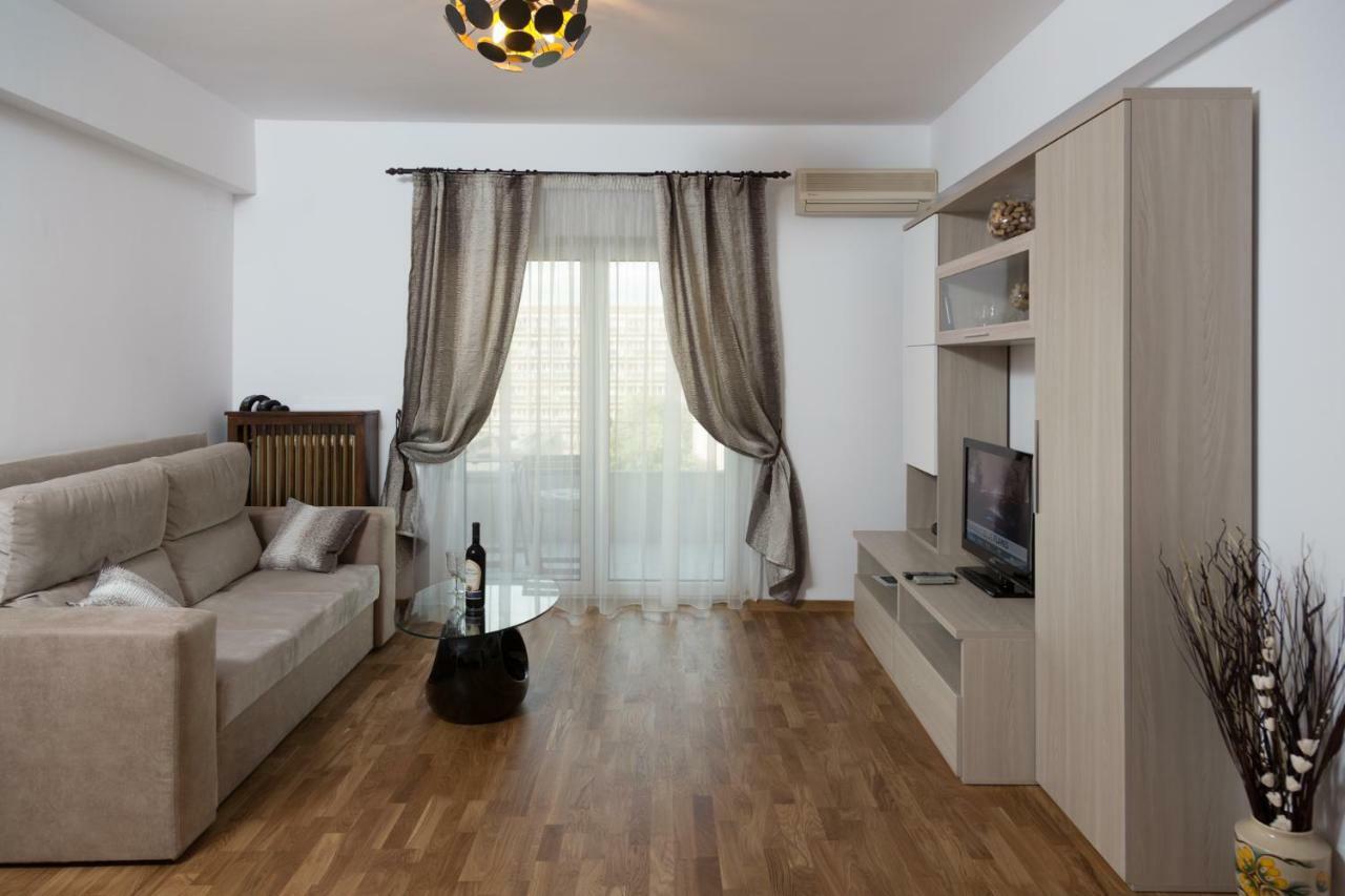 Central Luxury Flat With Terrace - Adela Accommodation - Ideal For Long Stays Bucarest Extérieur photo