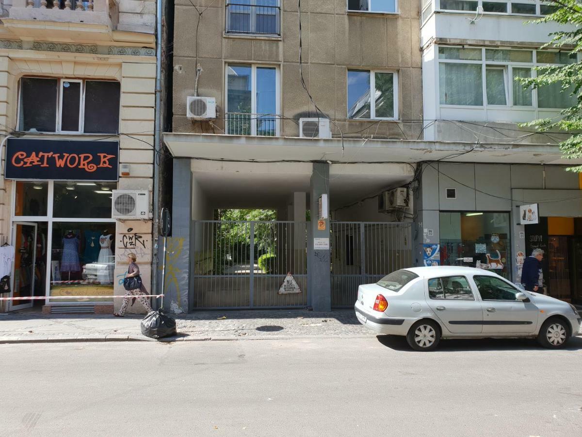 Central Luxury Flat With Terrace - Adela Accommodation - Ideal For Long Stays Bucarest Extérieur photo