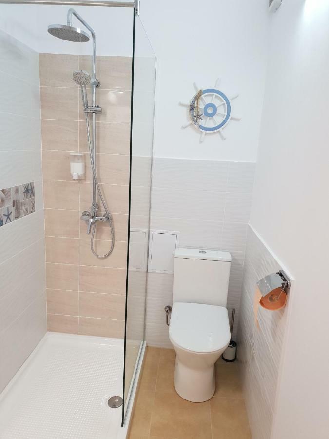 Central Luxury Flat With Terrace - Adela Accommodation - Ideal For Long Stays Bucarest Extérieur photo