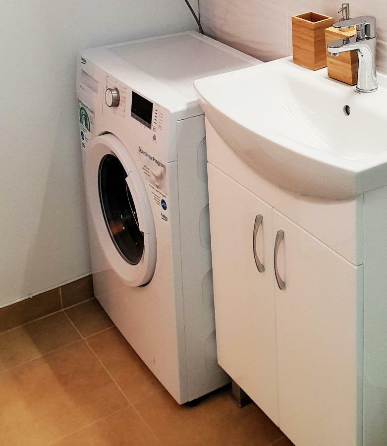 Central Luxury Flat With Terrace - Adela Accommodation - Ideal For Long Stays Bucarest Extérieur photo