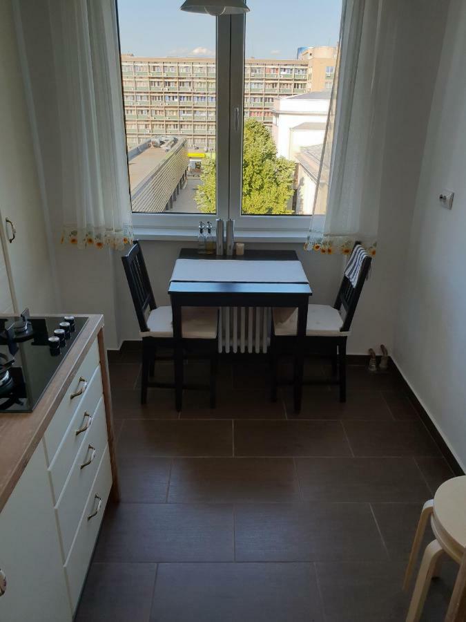 Central Luxury Flat With Terrace - Adela Accommodation - Ideal For Long Stays Bucarest Extérieur photo