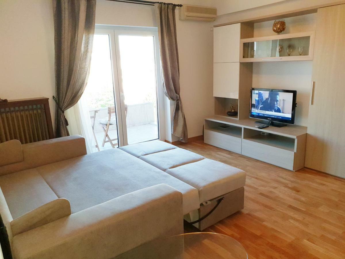 Central Luxury Flat With Terrace - Adela Accommodation - Ideal For Long Stays Bucarest Extérieur photo